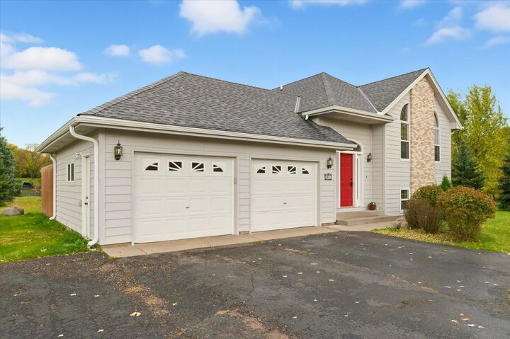 Property Photo: 5910 Canterbury Avenue NE MN 55313