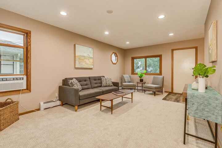 2239 10th Street  White Bear Lake MN 55110 photo