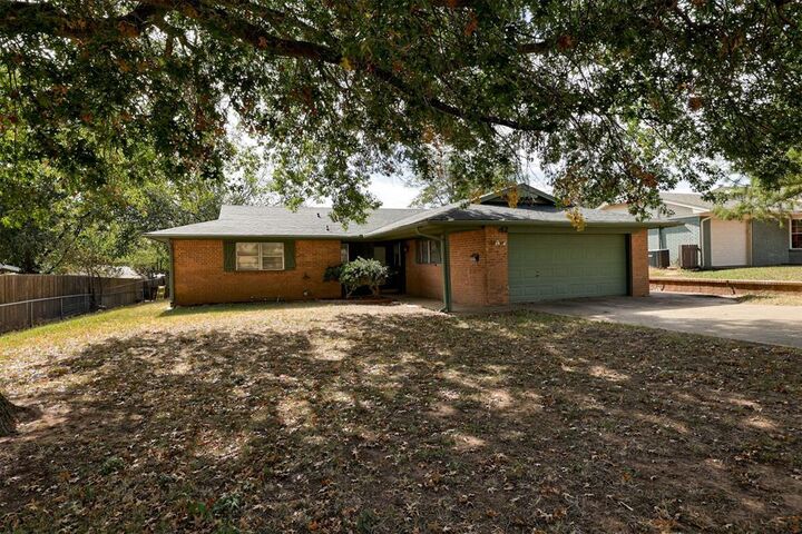Property Photo:  42 Mojave Drive  OK 74801 