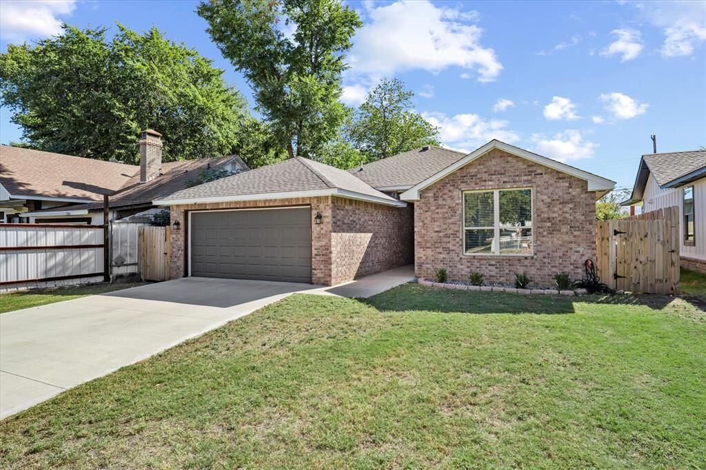 Property Photo:  1536 SW 28th Street  OK 73108 
