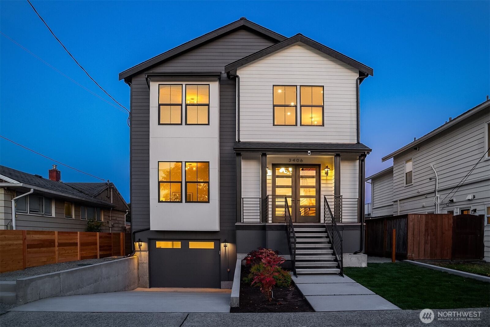 Property Photo: 3406 38th Avenue W WA 98199