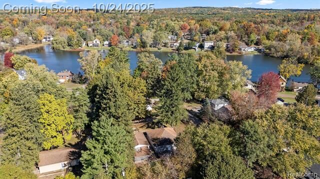 1334 De Goff Court  Lake Orion Vlg MI 48362 photo