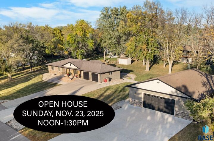 2808 S Duchess Ave  Sioux Falls SD 57103 photo