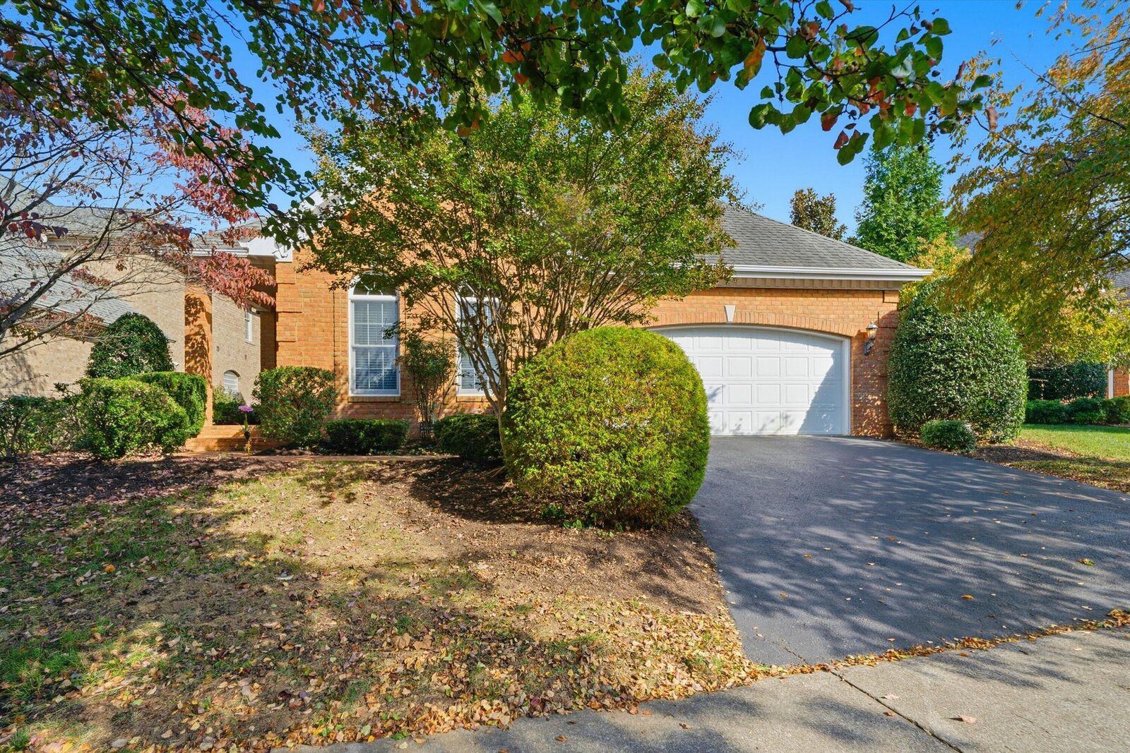 Property Photo:  3358 Southwood Village Ct SW  VA 24014 