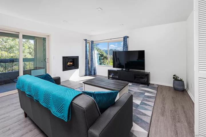 10425 Caminito Cuervo 217  San Diego CA 92108 photo