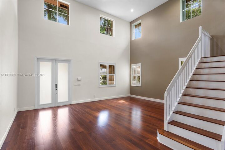 Property Photo: 3620 Heron Ridge Ln FL 33331