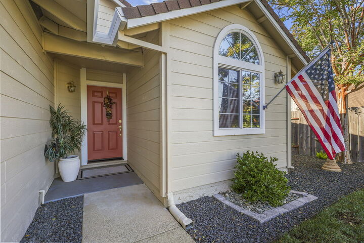 Property Photo:  1156 Golden Gate Trail  CA 96003