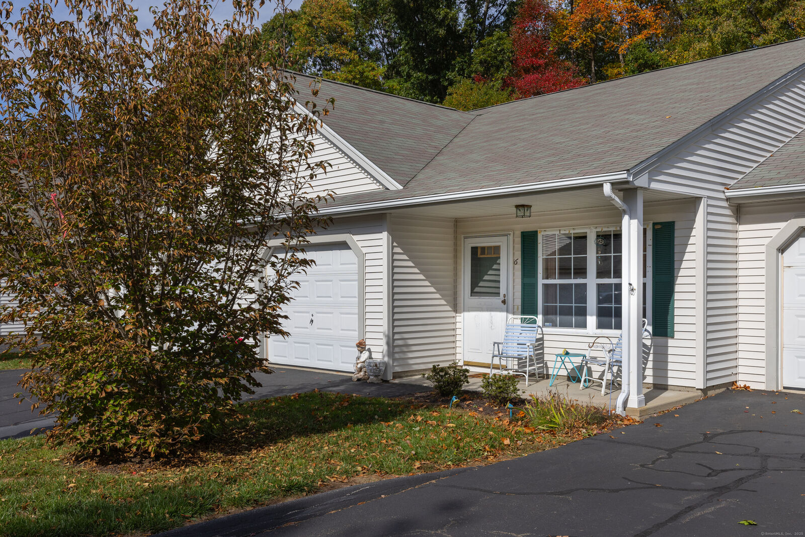 Property Photo: 150 Forest Road 6 CT 06461