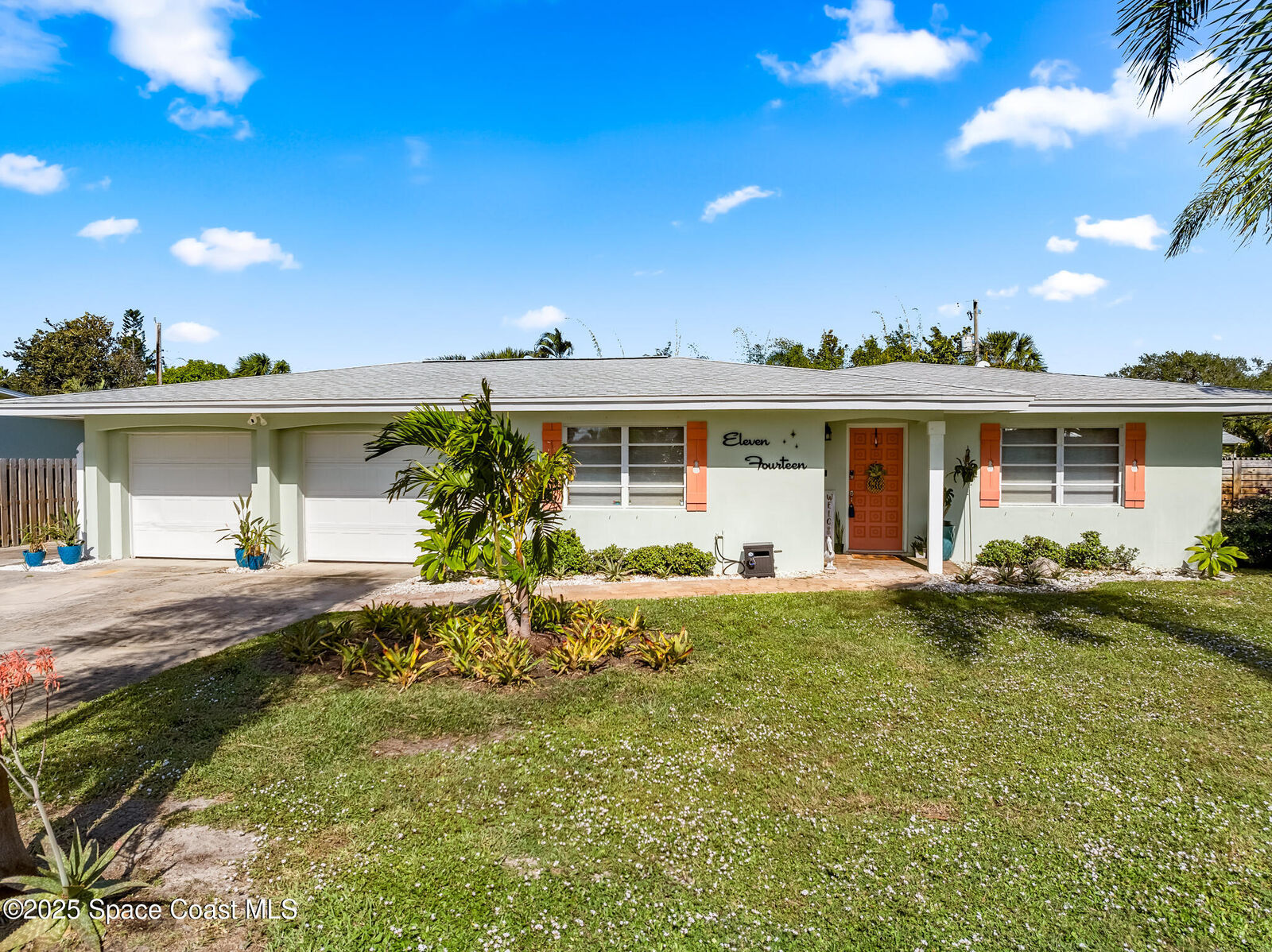 Property Photo:  1114 Seminole Drive  FL 32937 