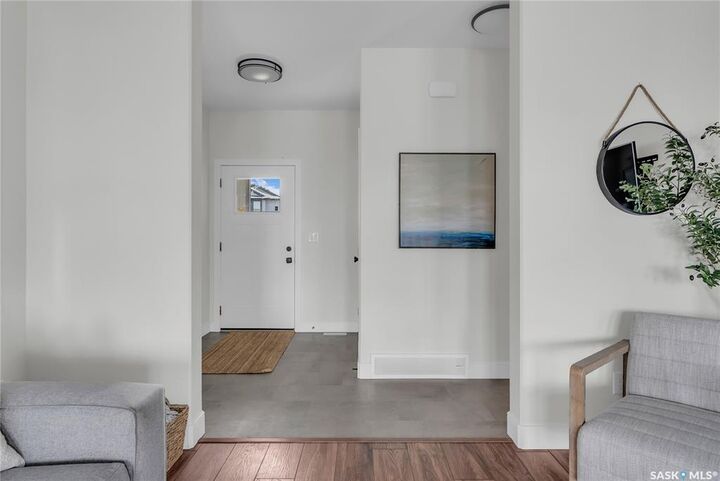 Property Photo:  499 McFaull Crescent  SK S7V 0T1
