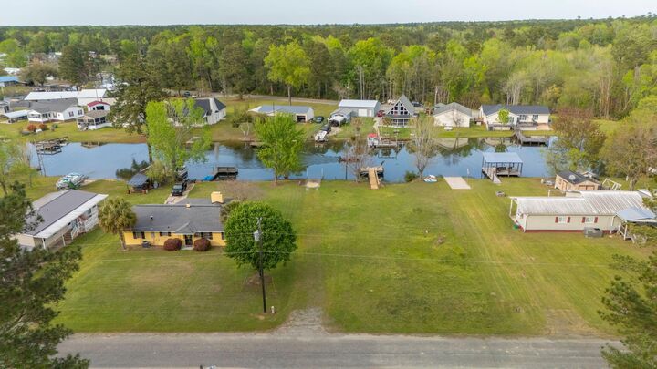 Property Photo: 1187 Blackberry Bush Road SC 29148
