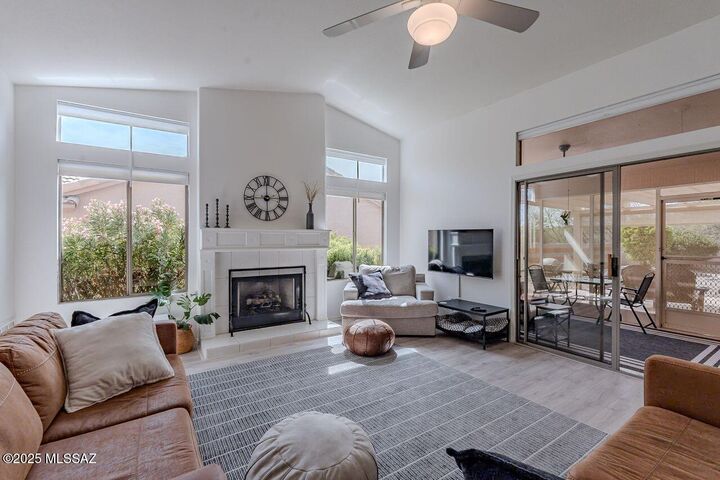 Property Photo:  36526 S Wind Crest Drive  AZ 85739 