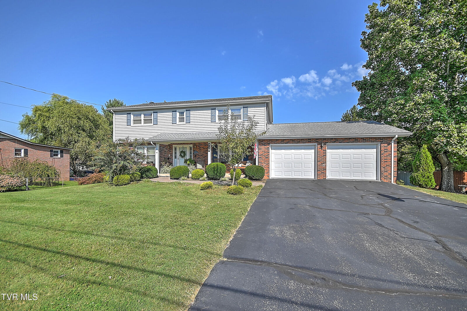 Property Photo: 714 North Hills Drive TN 37604