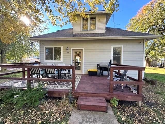 Property Photo:  401 N Birch St.  SD 57315 