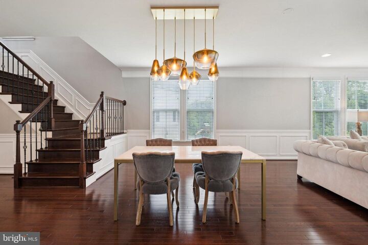 Property Photo:  22778 Trailing Rose Court  VA 20148