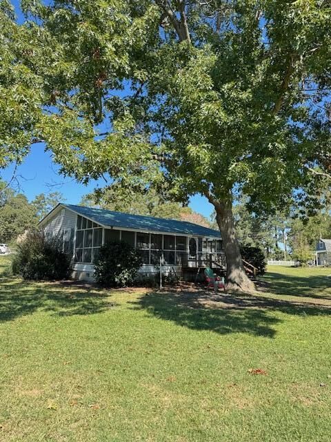 Property Photo: 1051 Hobbs Drive SC 29148