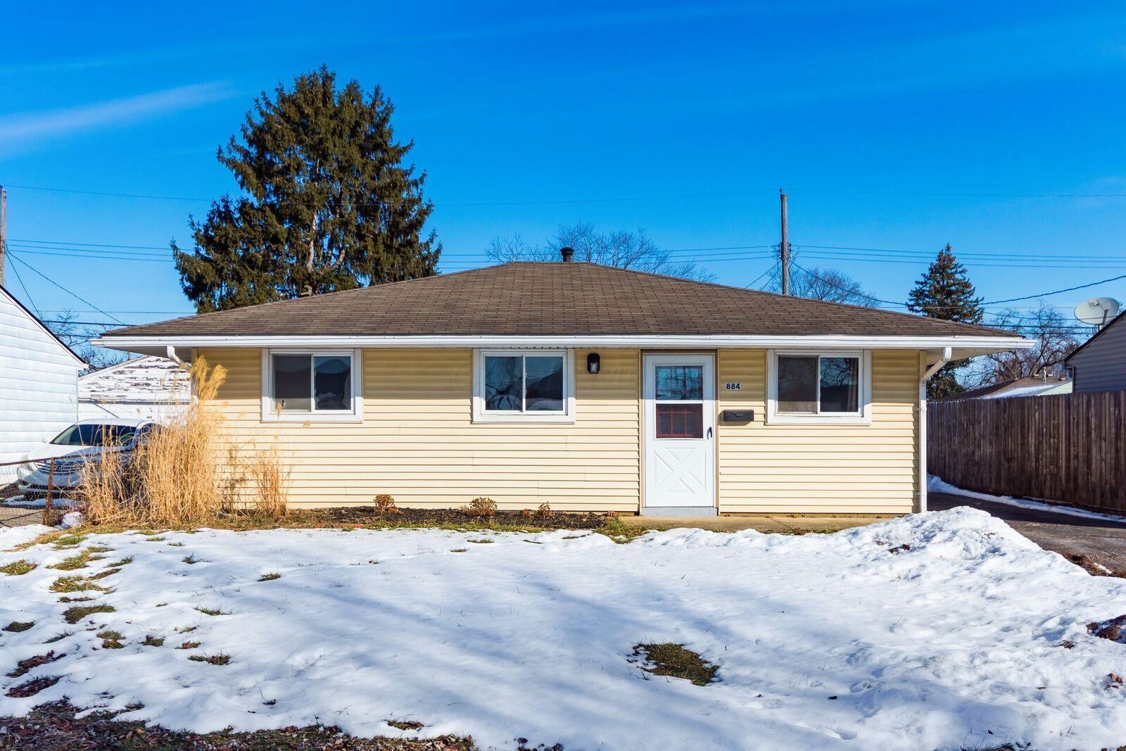 Property Photo: 884 Bruckner Road OH 43207