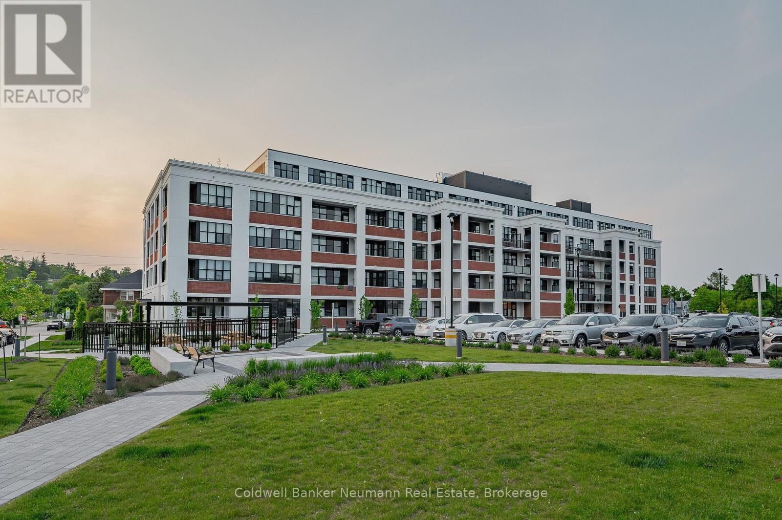 Property Photo: 120 Huron Street 314 ON N1E 2Z9