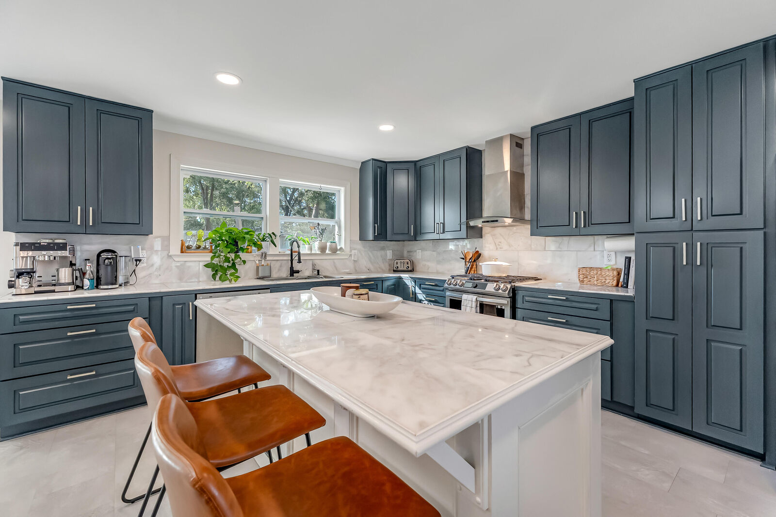 Property Photo: 642 Russell Boulevard FL 32547