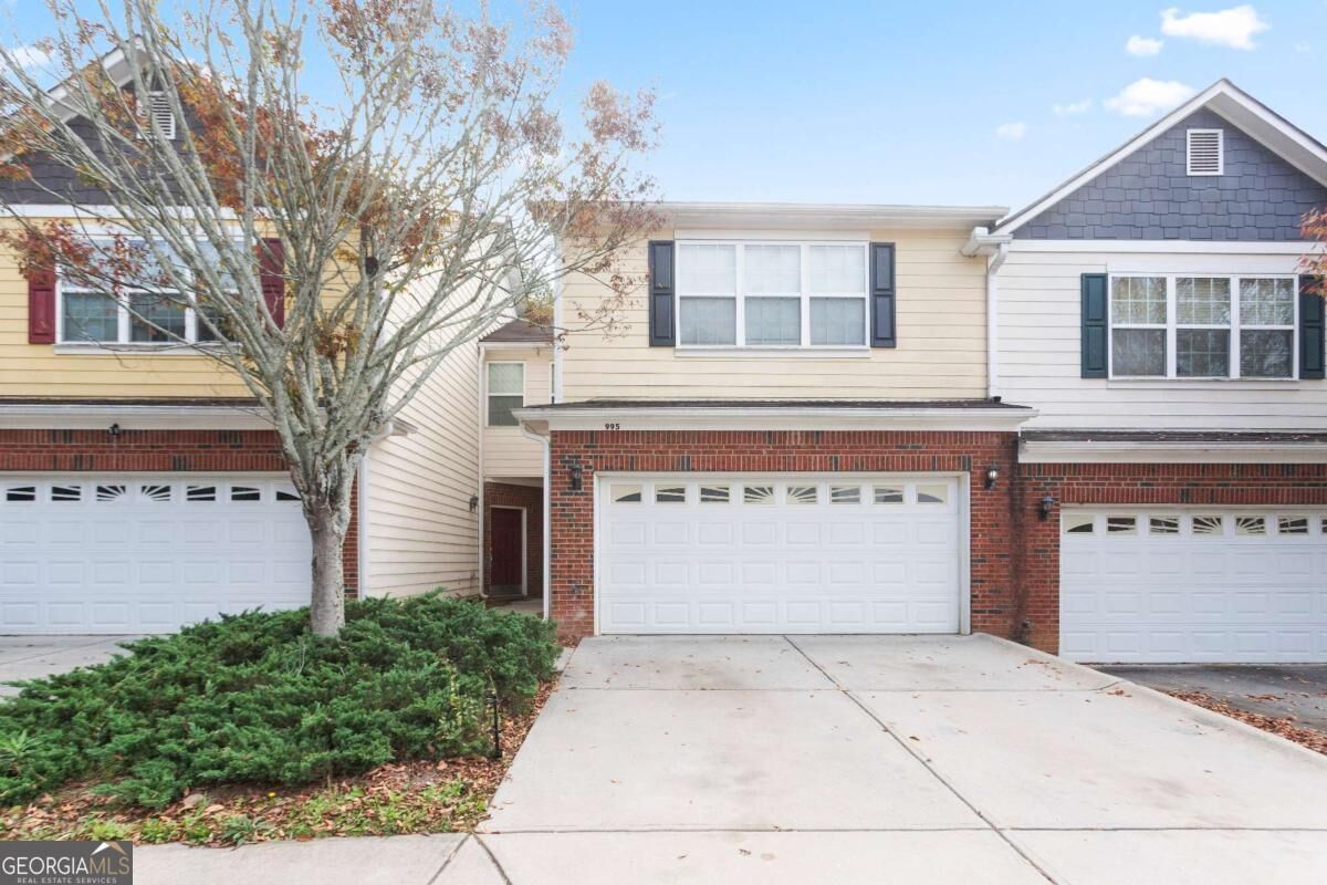 Property Photo: 995 Treymont Way GA 30045