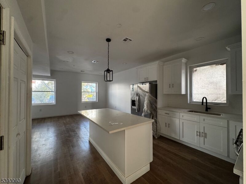 Property Photo:  696 Dr Martin Luther King J  NJ 07102