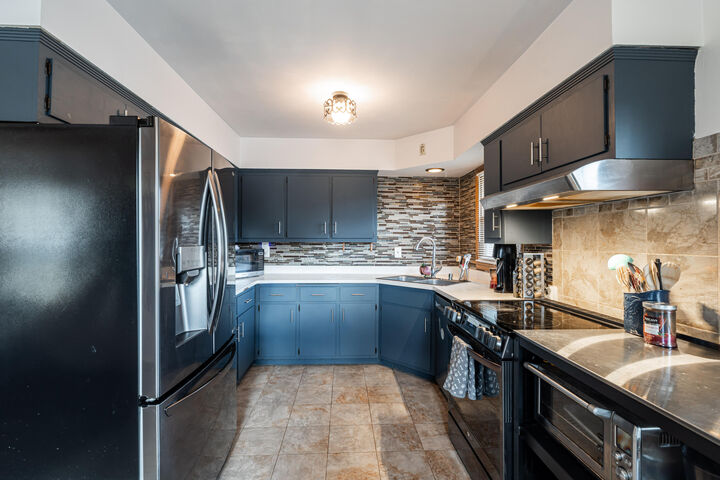 Property Photo: 7121 W Cody Cir WI 53223