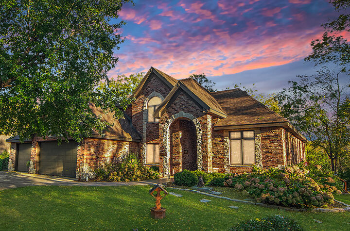 Property Photo: 1110 Lakeside Drive IL 60451