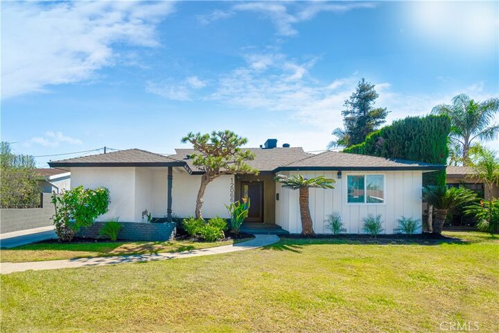 12066 Horley Ave.  Downey CA 90242 photo