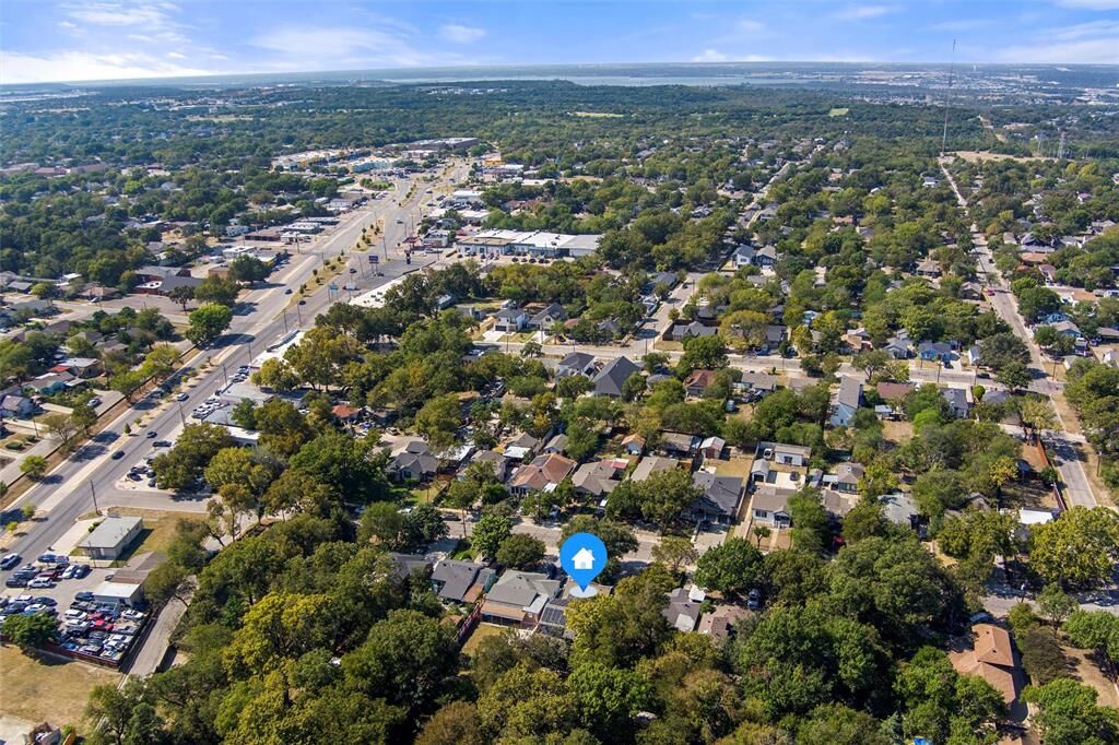 Photo de la propriété: 518 Red Bud Lane TX 75211