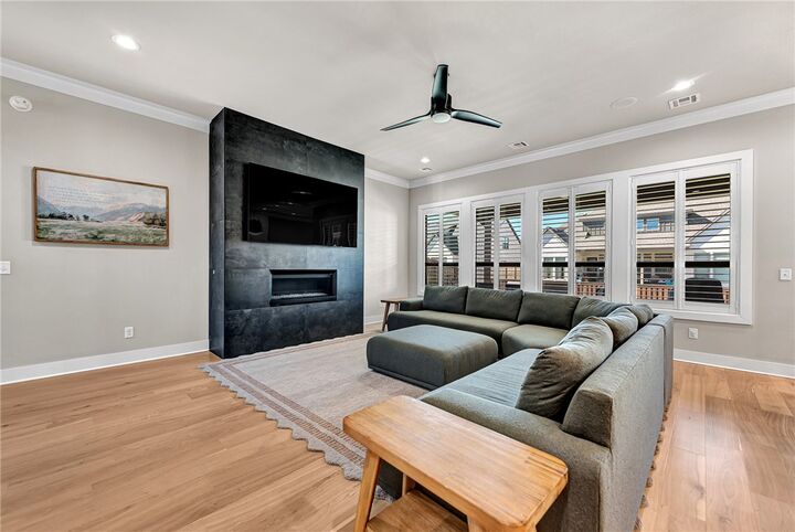 Property Photo: 4202 S 87th Place AR 72713