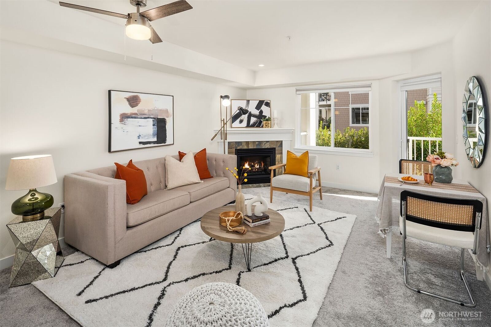 Property Photo:  1545 NW 57th Street 310  WA 98107 