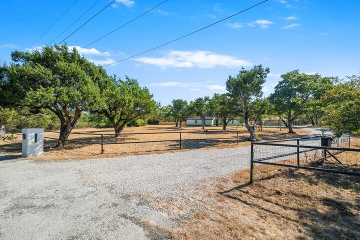 Property Photo:  15143 Honeycomb Hollow  TX 78641 