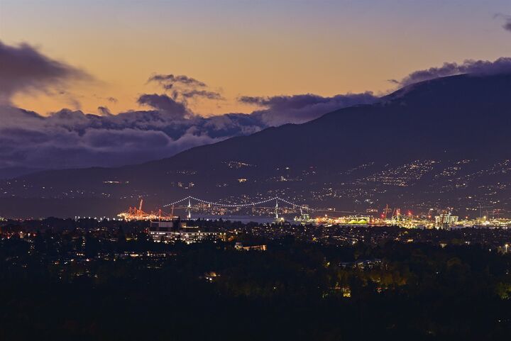 Photo de la propriété:  7088 Salisbury Avenue 3102  BC V5E 0A4