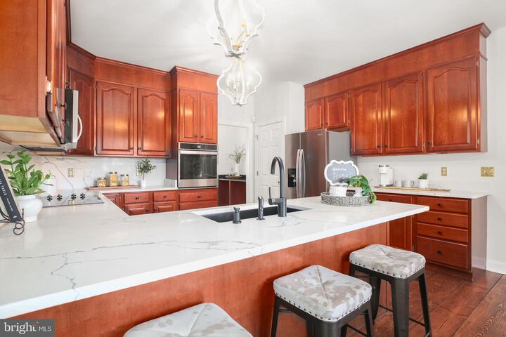 Property Photo:  200 Kent Avenue  VA 22405 