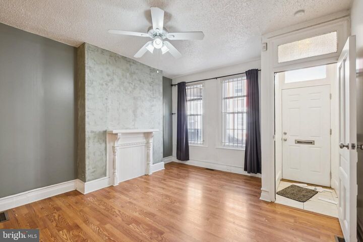 Property Photo:  930 French Street  PA 19122