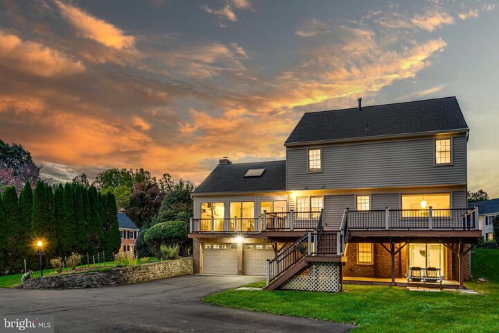Property Photo:  1332 Carpers Farm Way  VA 22182 