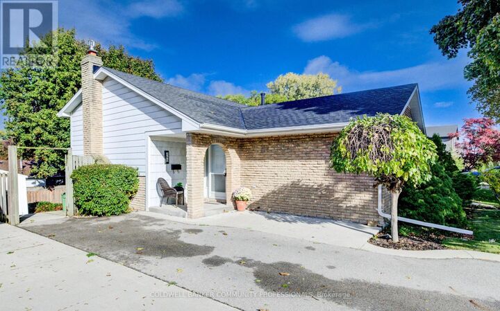 Property Photo:  280 Wendover Drive  ON L9C 5X8