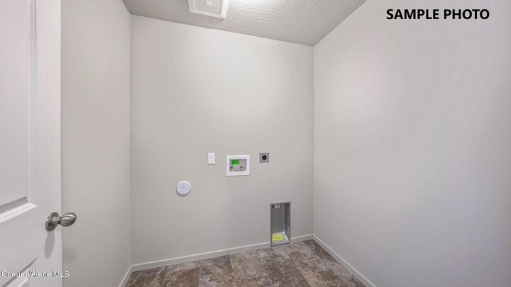 Property Photo:  224 S Treeline St  WA 99001