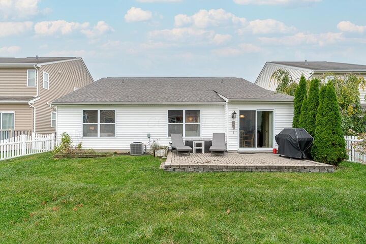 Property Photo: 6036 Carlatun Street OH 43081