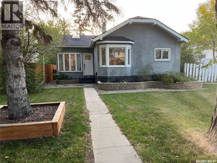 Property Photo:  1430 Royal Street  SK S4T 5A3