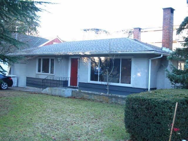 Property Photo:  15305 17 Avenue  BC V4A 1T8 