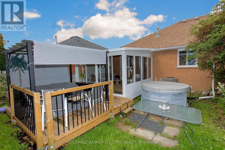 Property Photo:  247 Towerhill Road  ON K9H 7N1