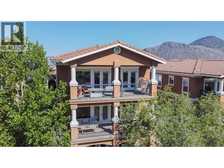 Property Photo:  875 Sahali Terrace 13  BC V2C 6W8