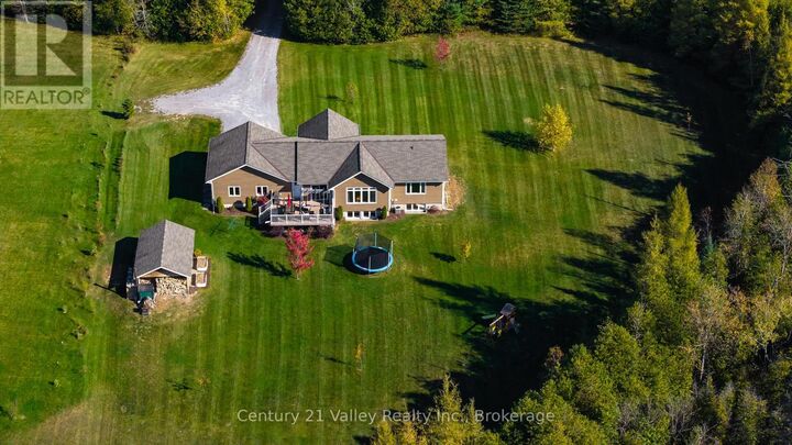 Property Photo: 62 Bochert Road ON K0J 1T0