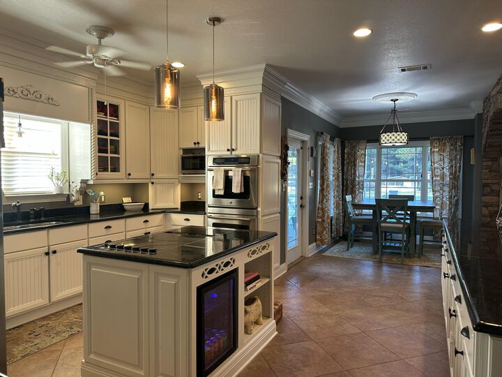 Property Photo:  7935 Peacock Road  FL 32531