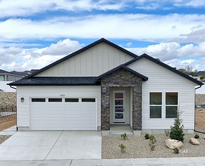 Property Photo:  2953 Eleanor Court  NV 89801 