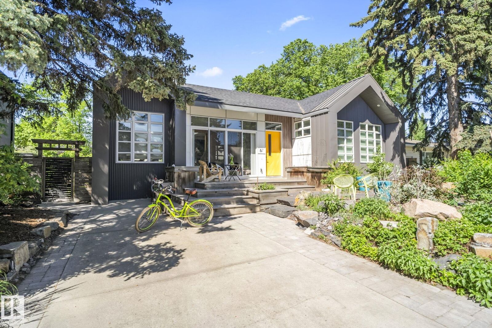 Property Photo: 7222 119 Street NW AB T6G 1V6