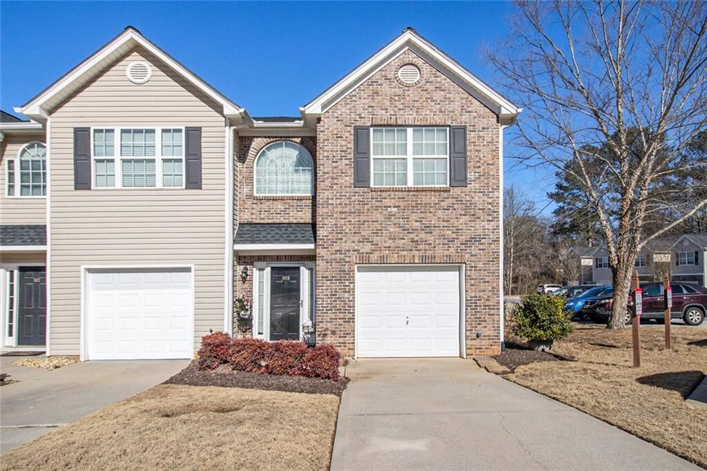 Property Photo: 120 Creekwood Drive GA 30188