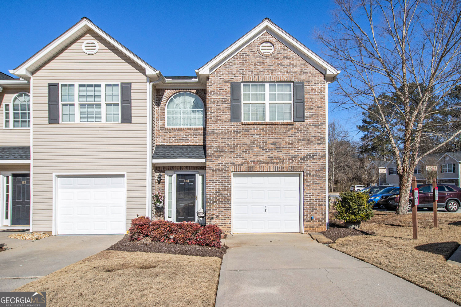 Property Photo: 120 Creekwood Drive GA 30188