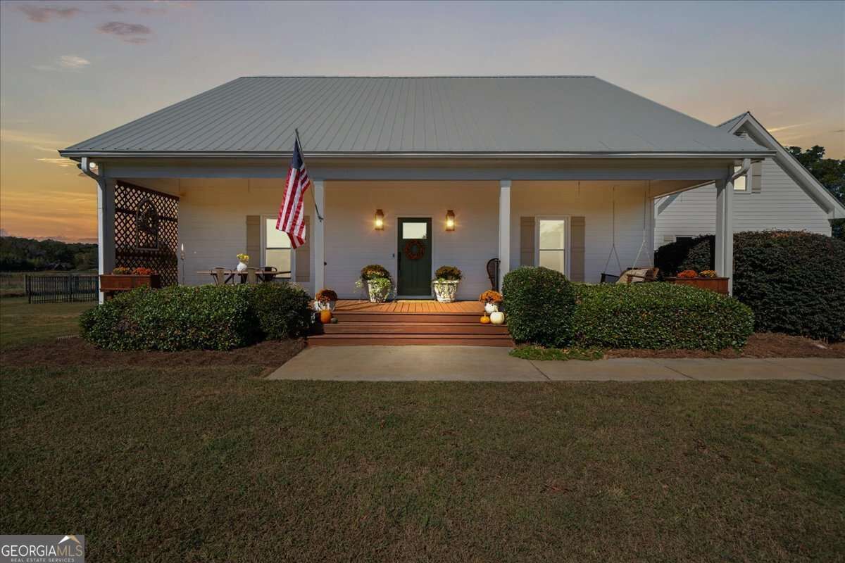 Property Photo:  505 Dukes Road  GA 30055 